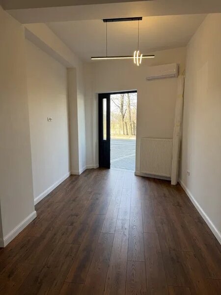 Pipera, spatiu comercial, apartament stradal, 52 mp utili.